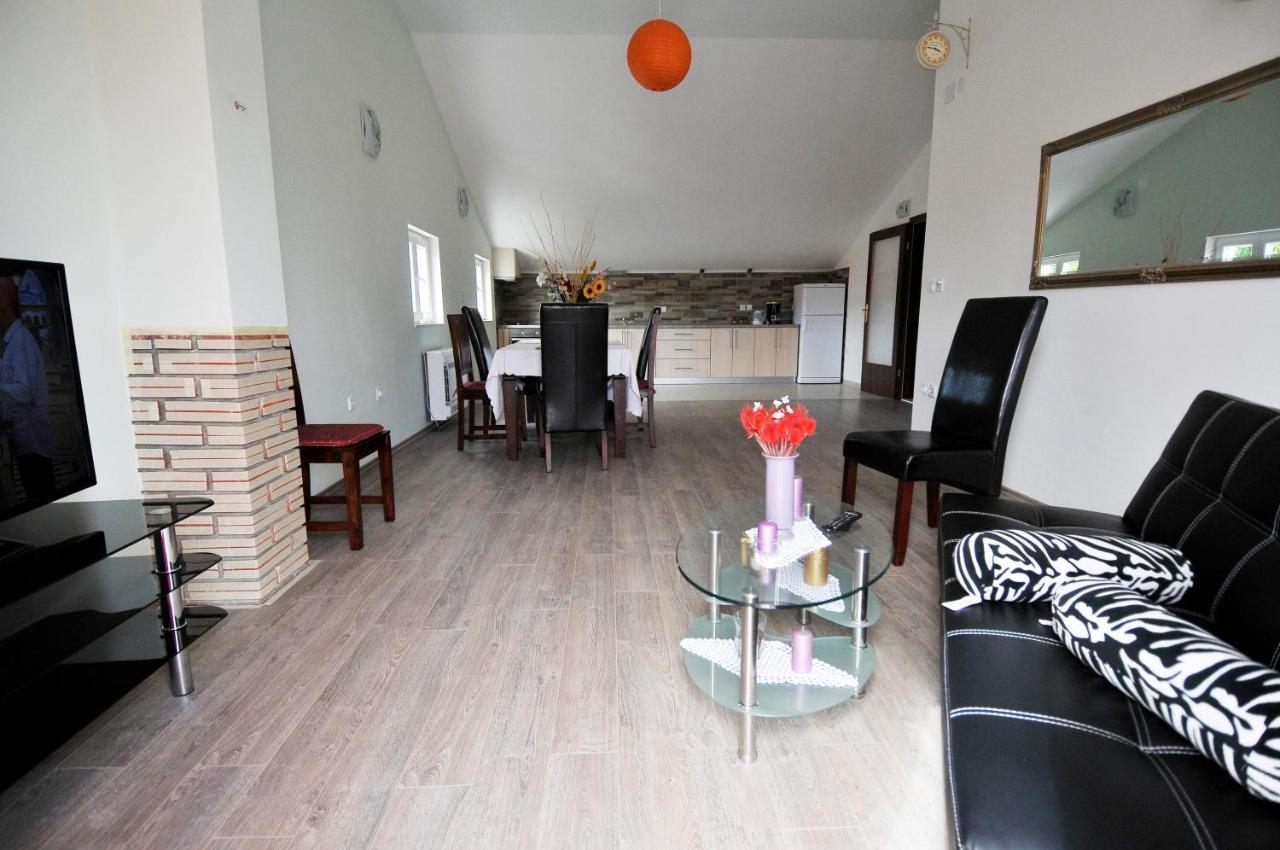 Apartment Fiorenini 2 믈리니 외부 사진